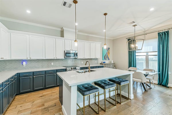 8816 HOLLYWOOD GARDEN LN, HOUSTON, TX 77080 - Image 7c60e5bc2405a40ba6bd97dff34476e4/3177858231