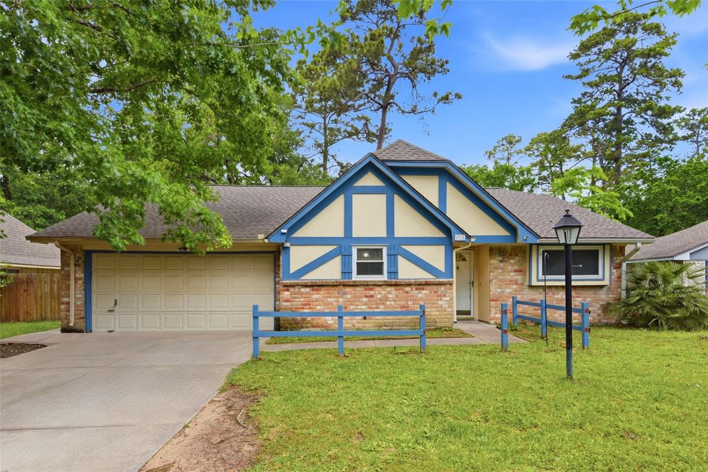 Photo of 2115 Oak Shores Drive, Kingwood, TX 77339 (MLS # 42761099)