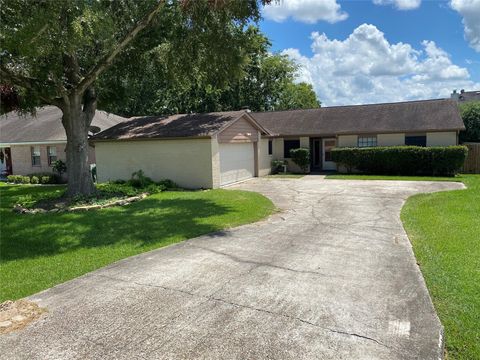 Photo of 10813 Scenic Drive, Montgomery, TX 77356 (MLS # 50161550)