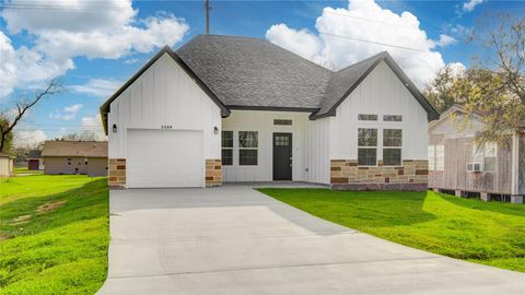 Photo of 1409 N Avenue S, Freeport, TX 77541 (MLS # 16819071)