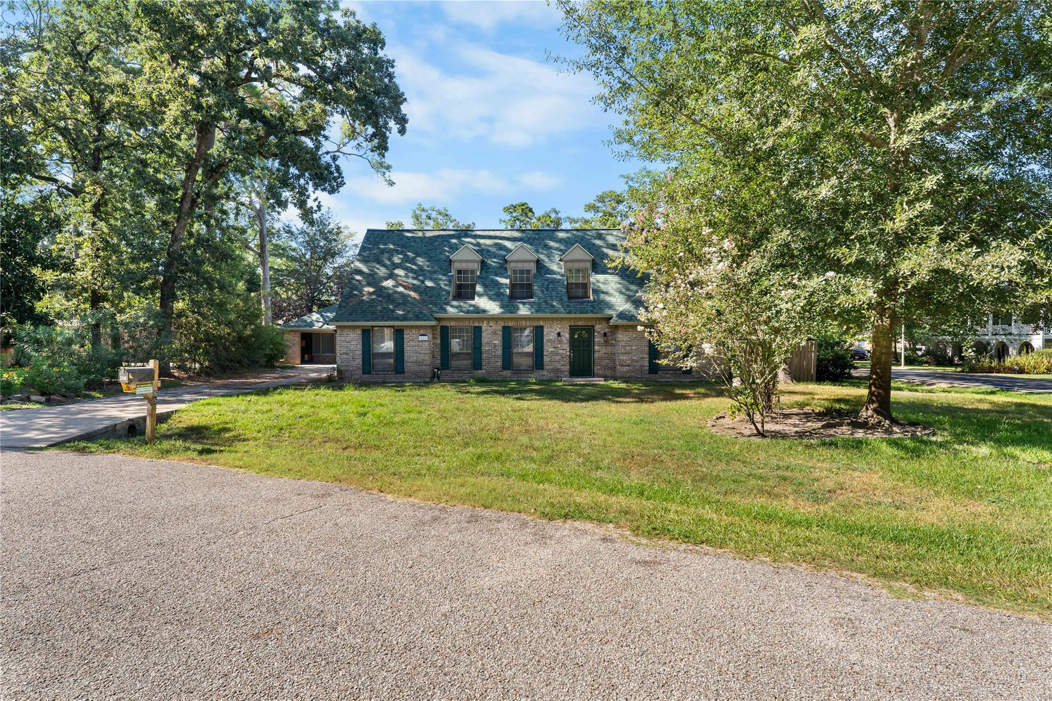 550 Gunston Court