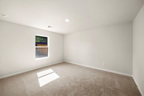 410579815
