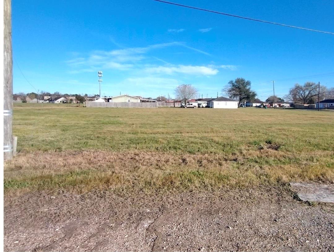 2055 Pasadena Boulevard