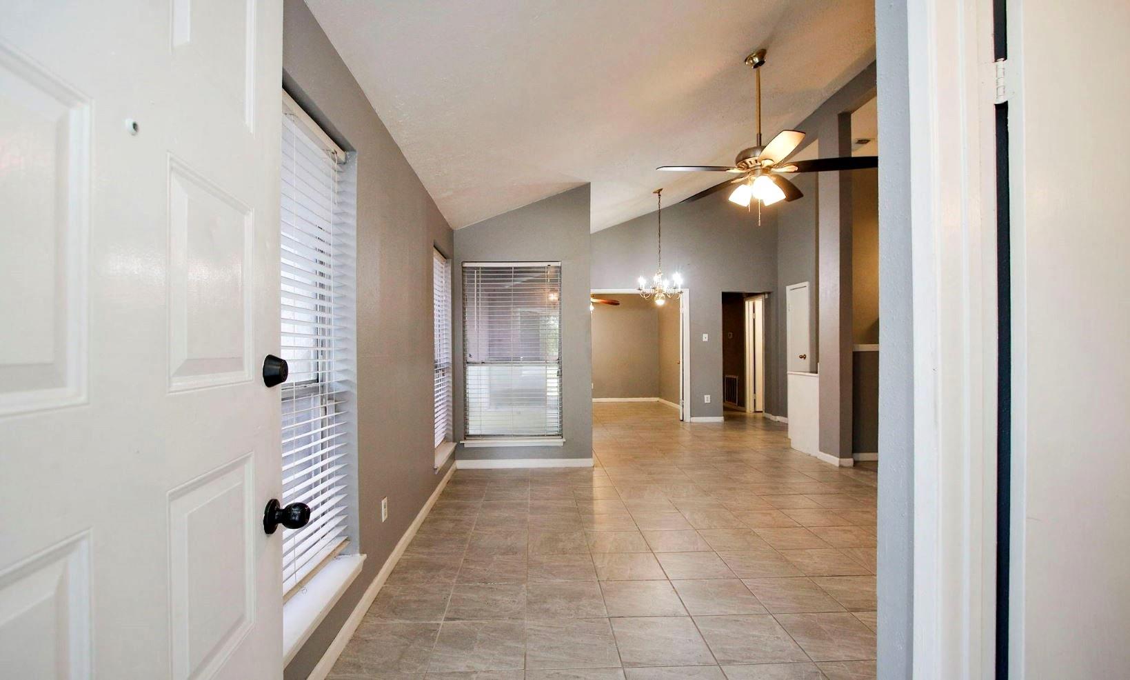 3111 Oak Rock Circle