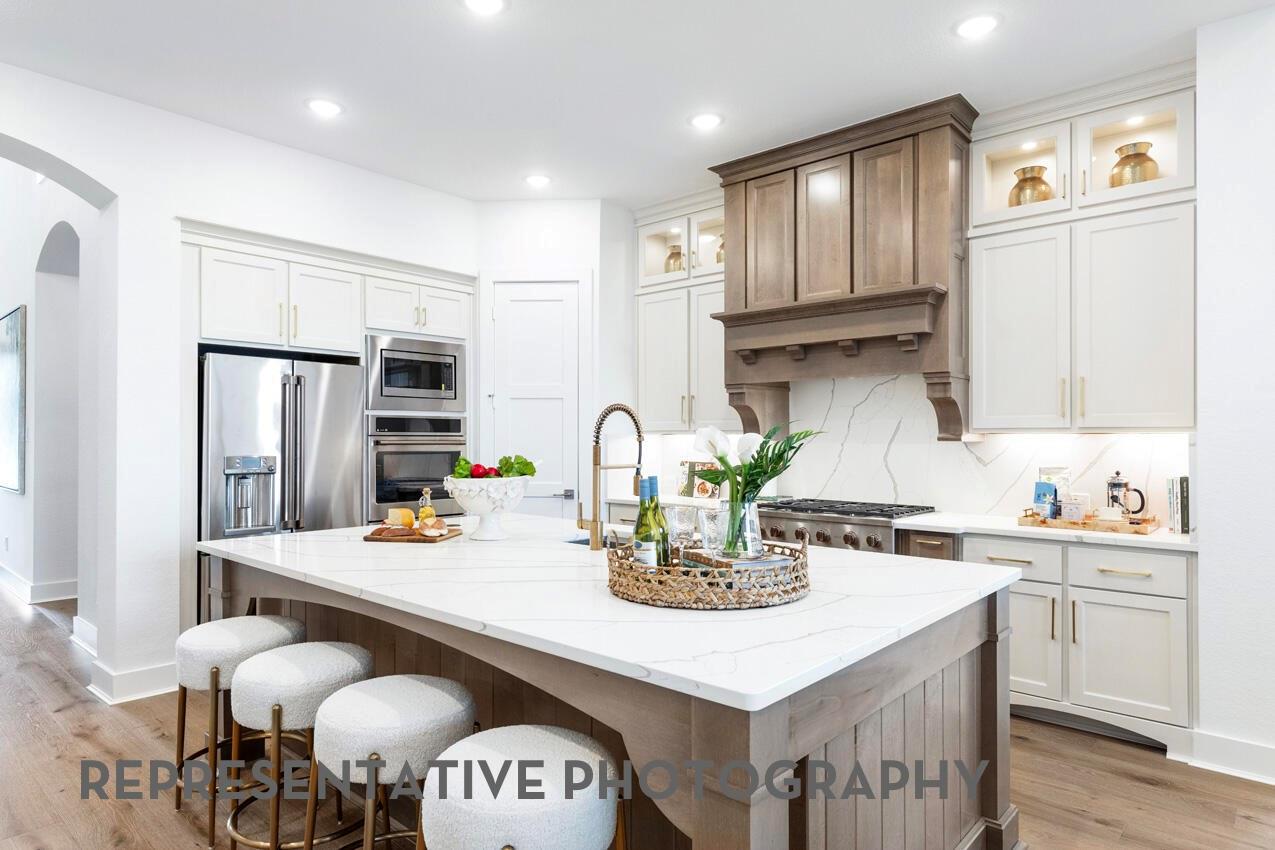 8821 Antelope Canyon Way