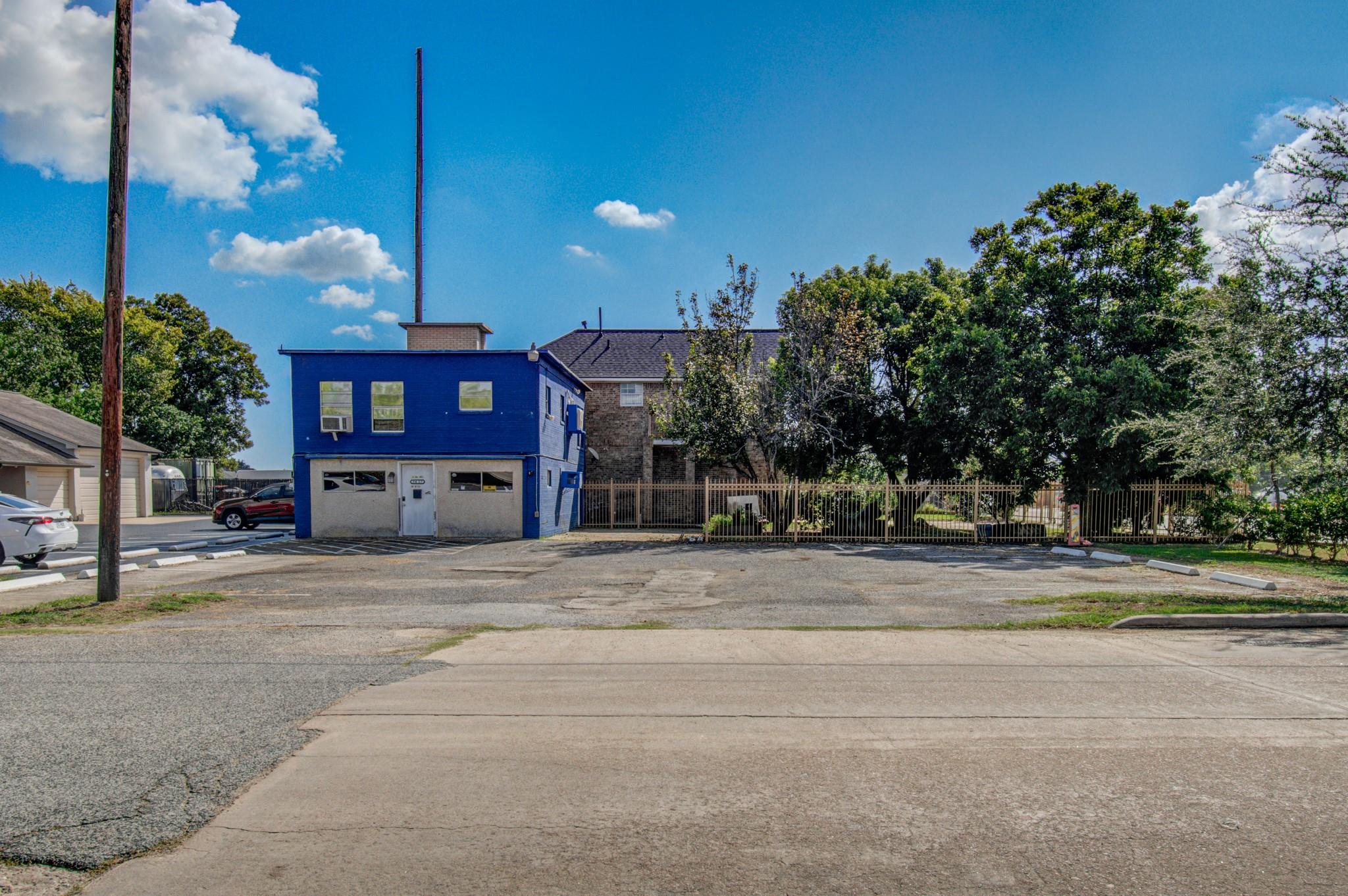 3427 Federal Road