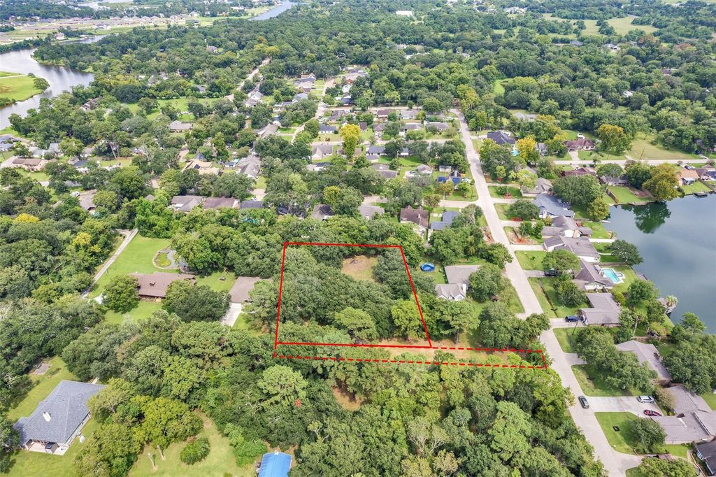 Photo of 3147 Hughes Road, Dickinson, TX 77539 (MLS # 59218469)