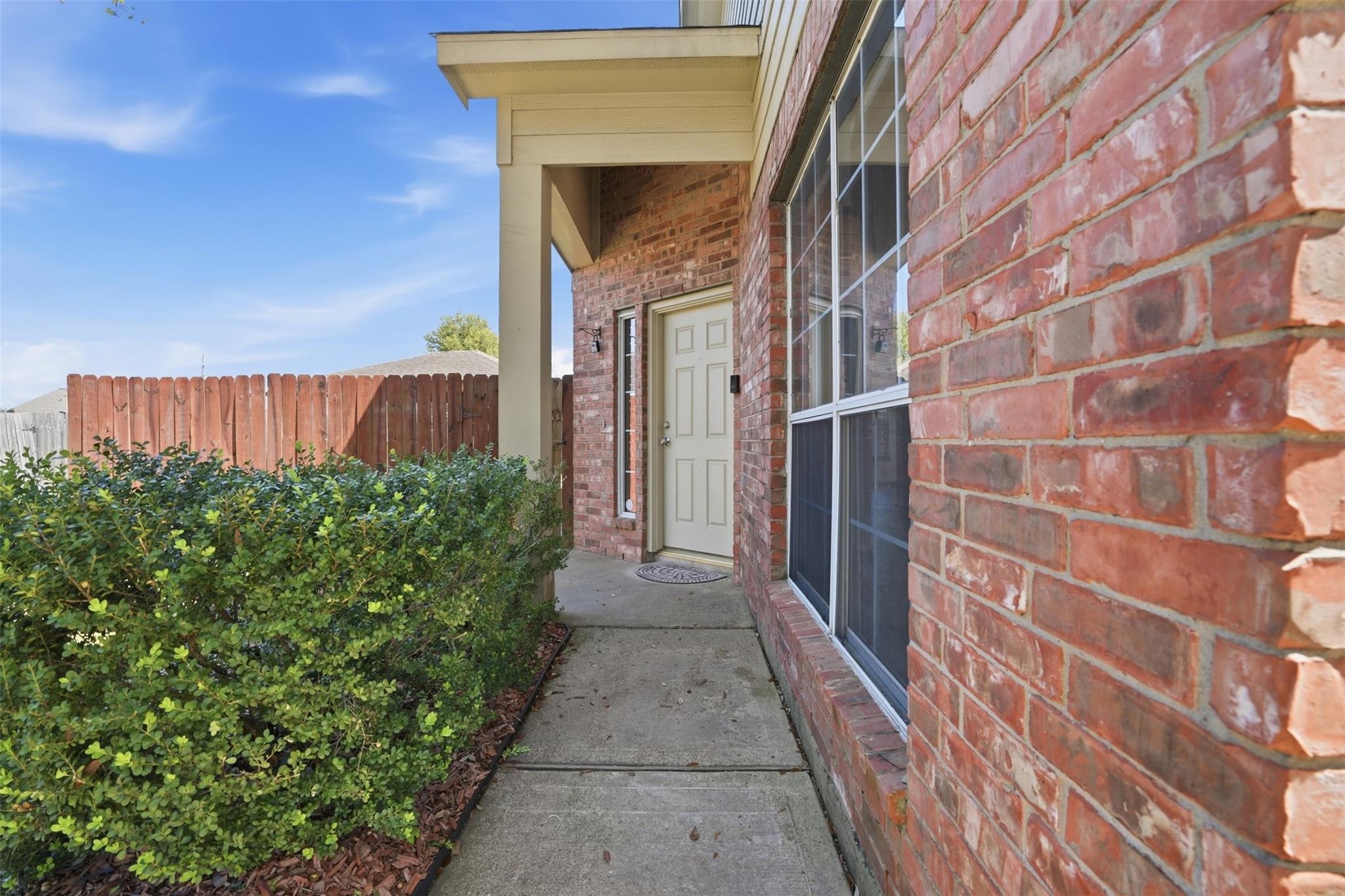 3338 Painted Meadow Circle