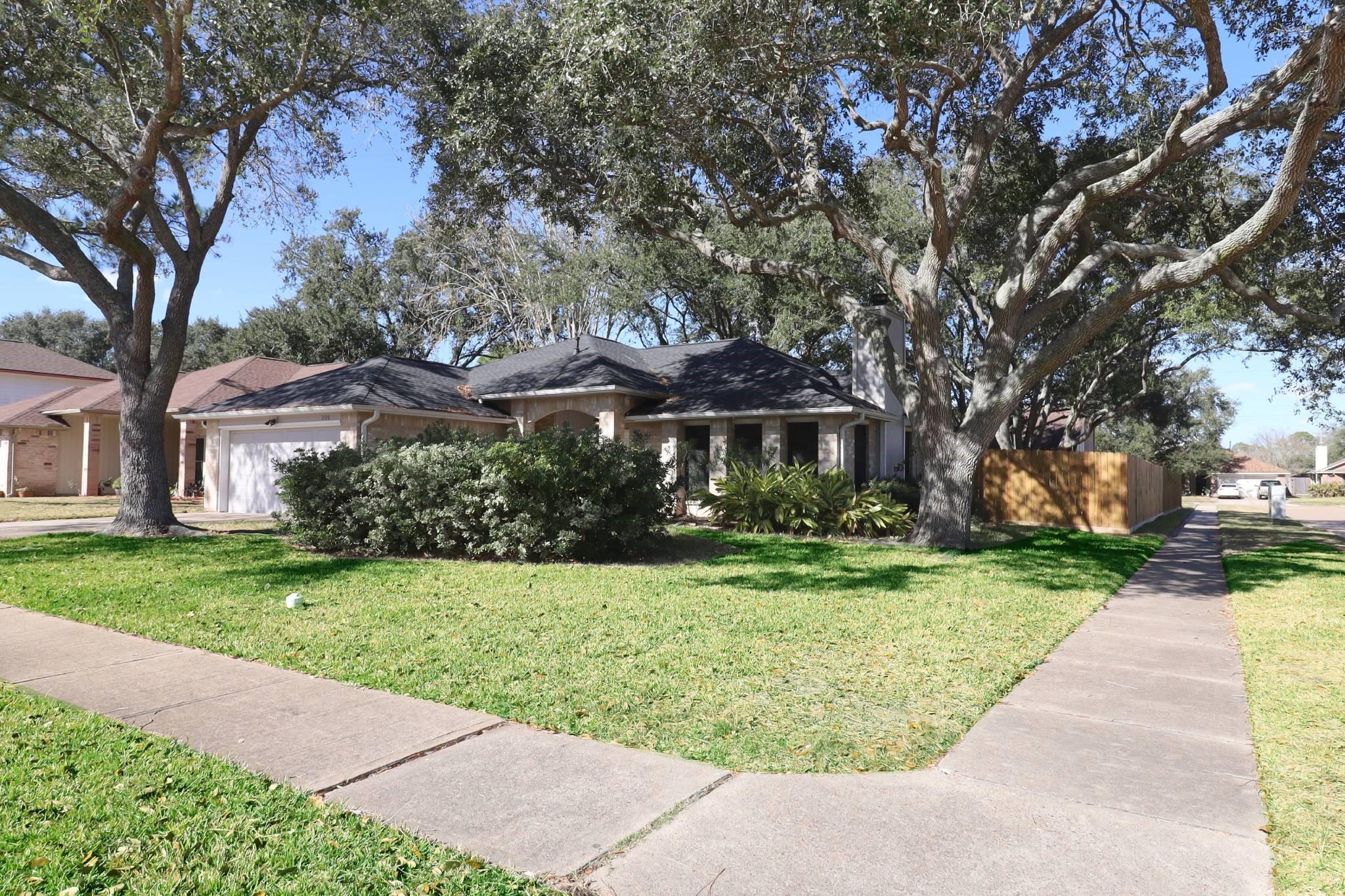 2120 Bennigan Street