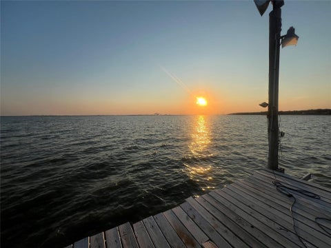 Photo of 2646 Bay Oaks Harbor Drive, Baytown, TX 77523 (MLS # 10579090)