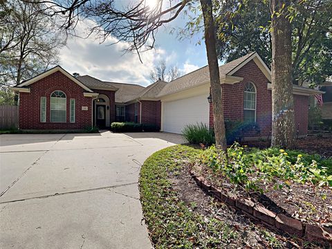 Photo of 74 Wimberly Way, Conroe, TX 77385 (MLS # 67946365)