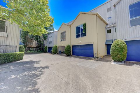 Photo of 648 Lester Street, Houston, TX 77007 (MLS # 79751974)