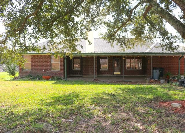 239 County Road 402