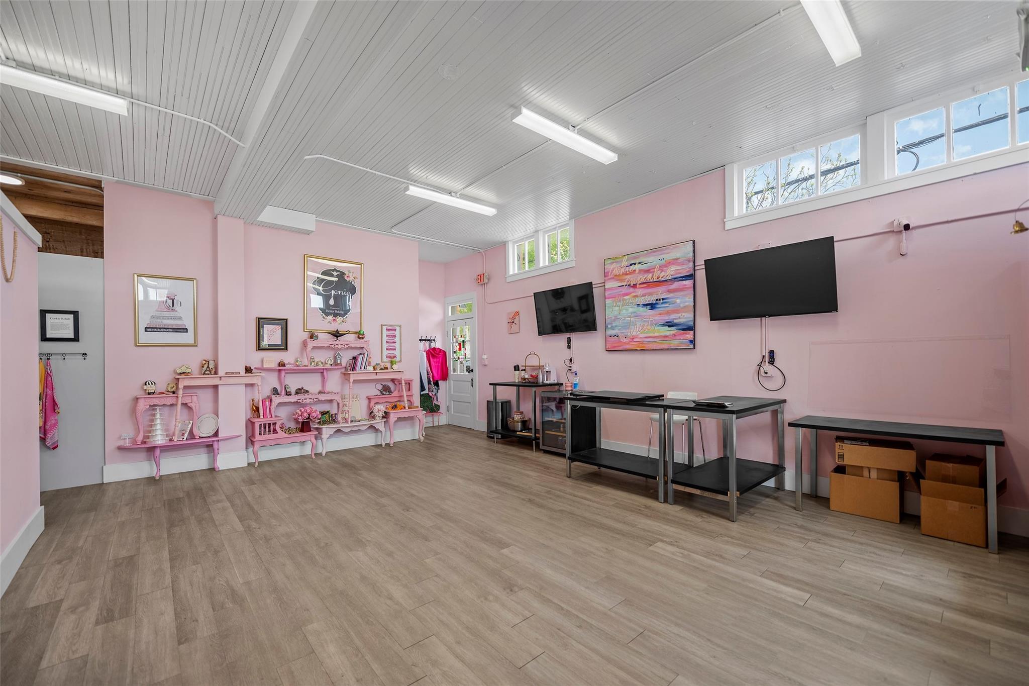 1801 Avenue L Down