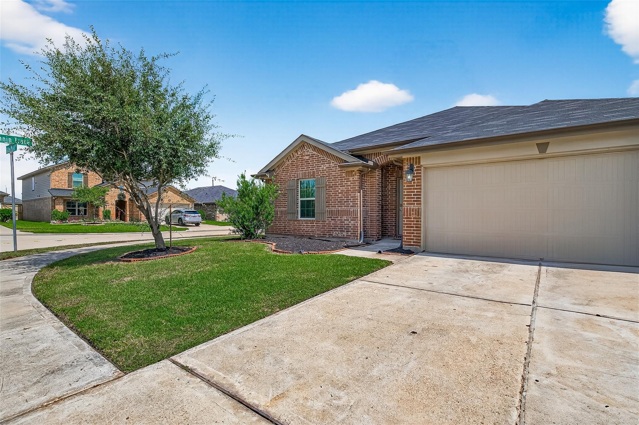 2907 Vales Point Drive
