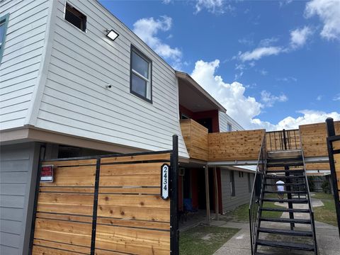 Photo of 2434 Lidstone Street #1B, Houston, TX 77023 (MLS # 78948369)