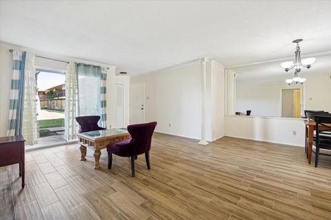 Photo of 7600 Burgoyne Road #152, Houston, TX 77063 (MLS # 89046687)