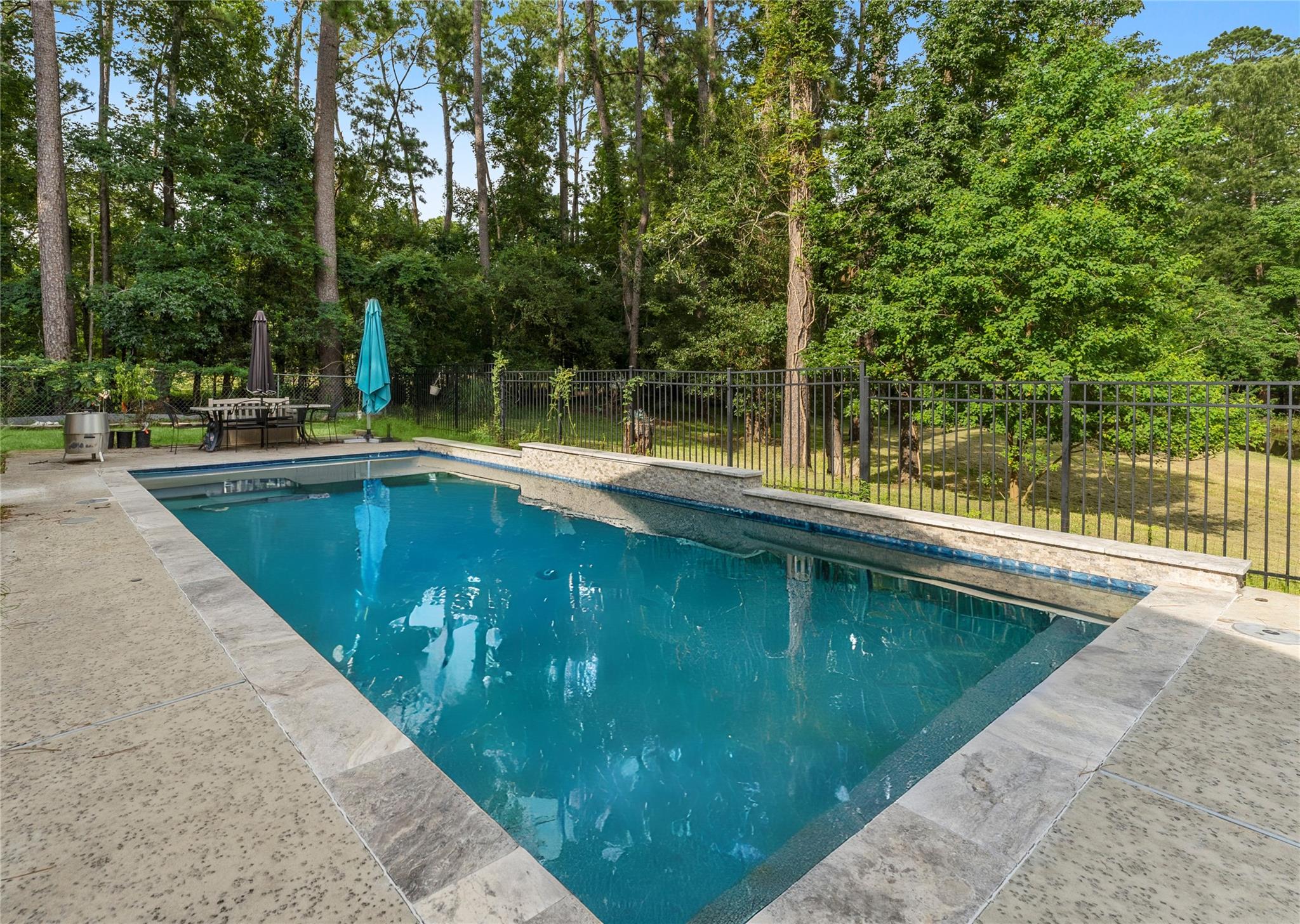 910 Imperial Lane