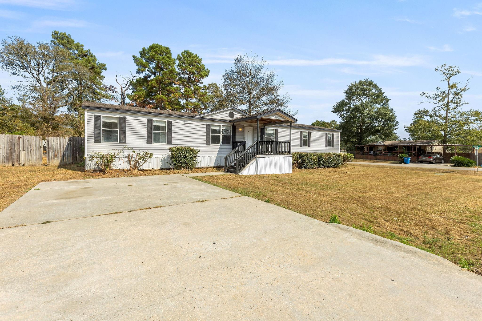179 Carmen Boulevard