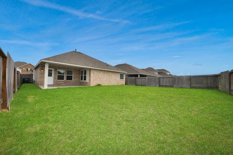 Tiny photo for 1614 Diamond Mountain Drive, Rosharon, TX 77583 (MLS # 50472748)
