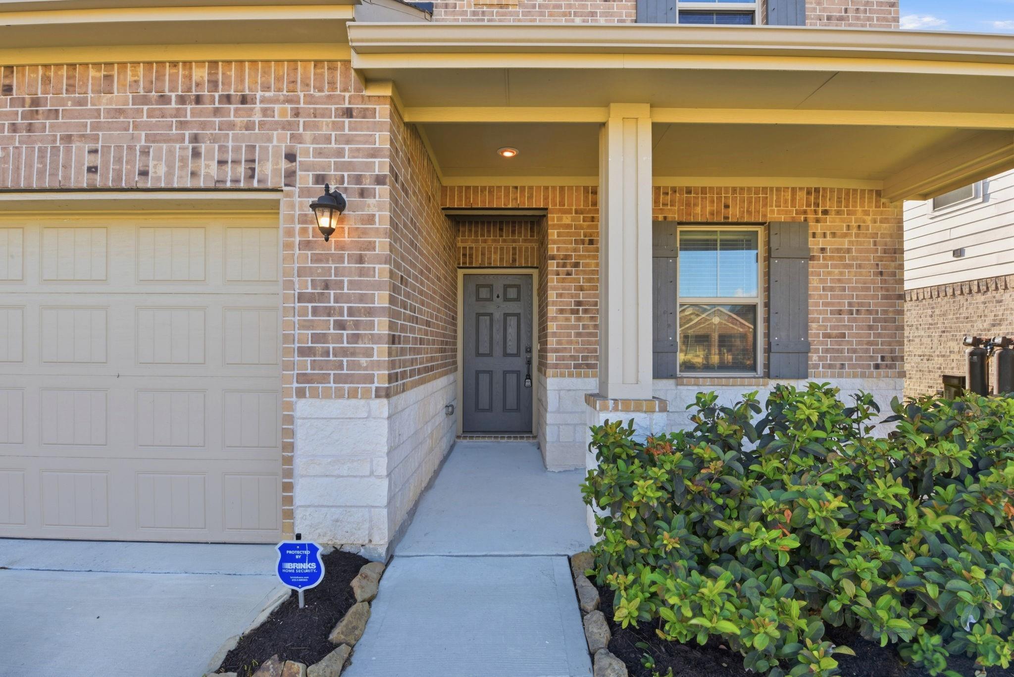 8415 Baywatch Circle