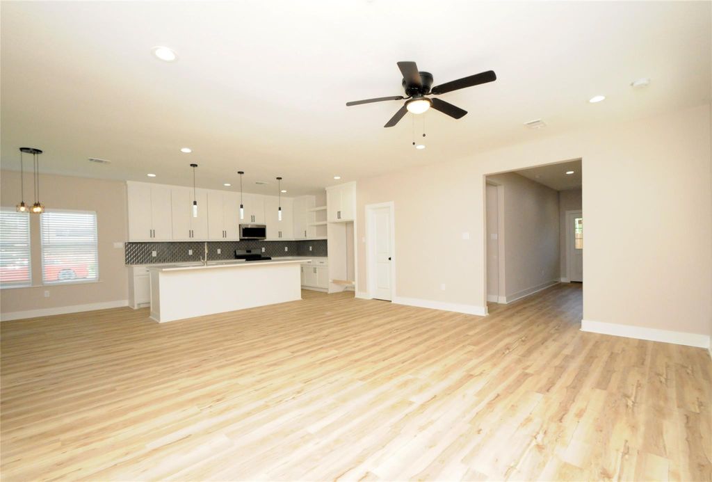 Photo of 8203 Gladstone Street, Houston, TX 77051 (MLS # 11891431)