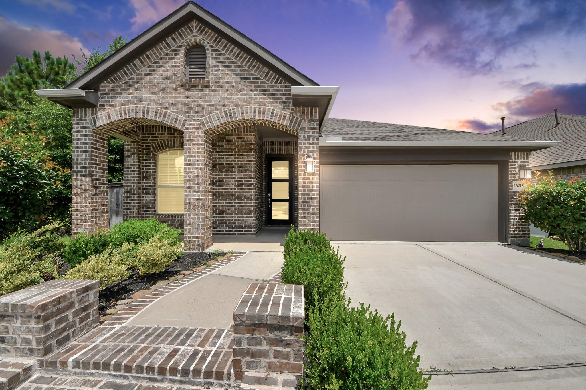 16011 Monument Hill Crossing