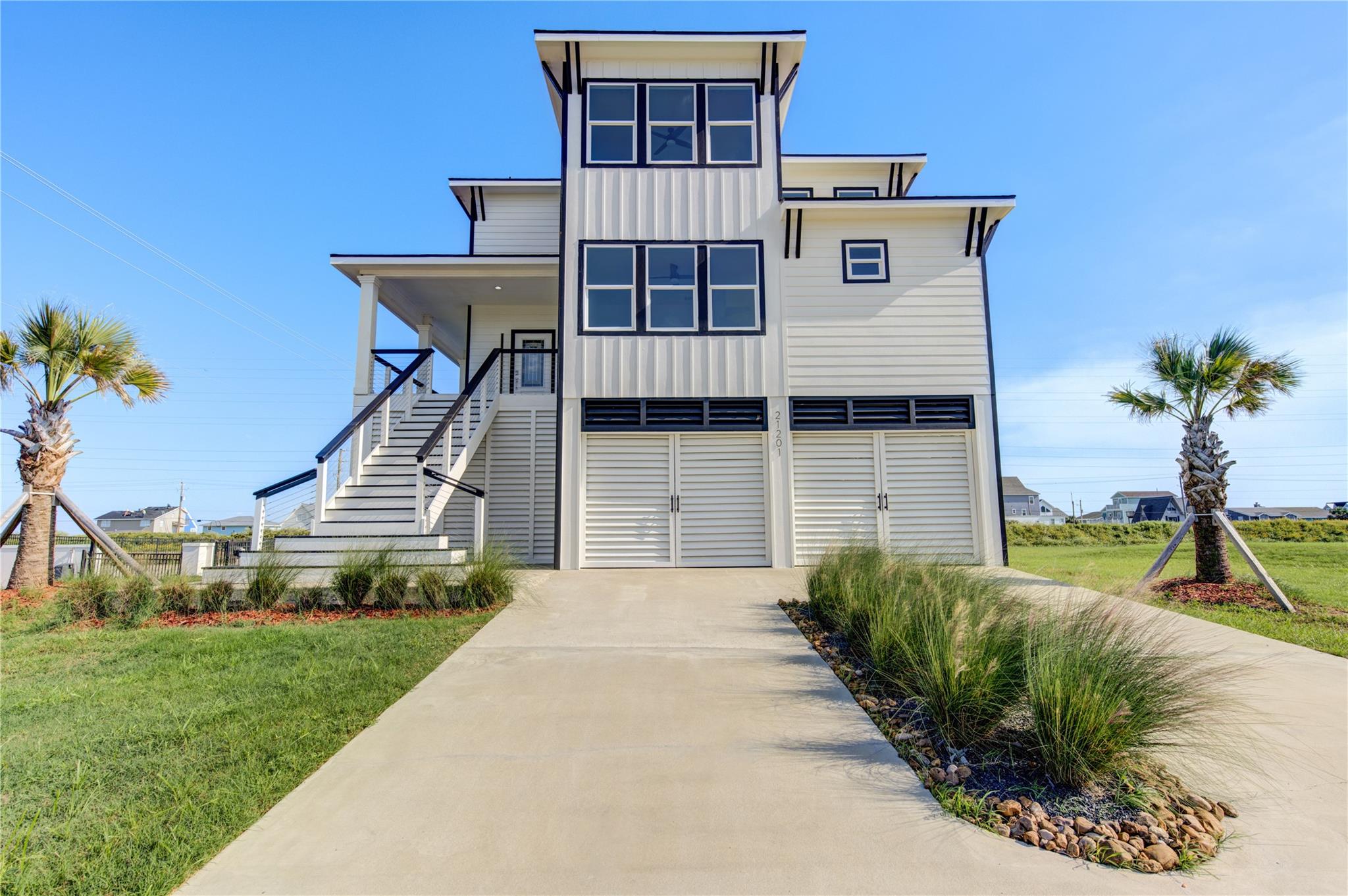 21201 Scissor Tail Lane
