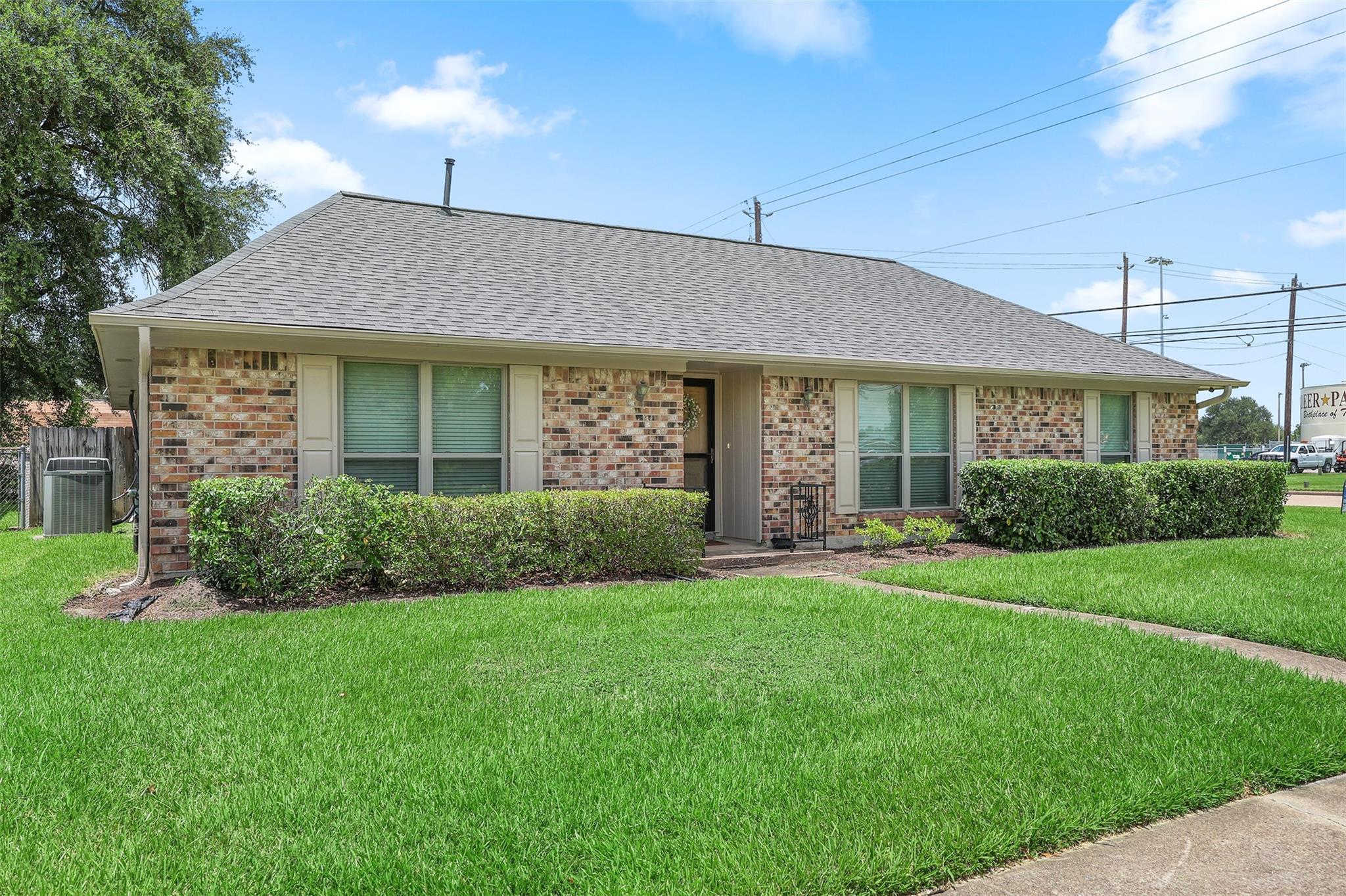 3002 Village Lane