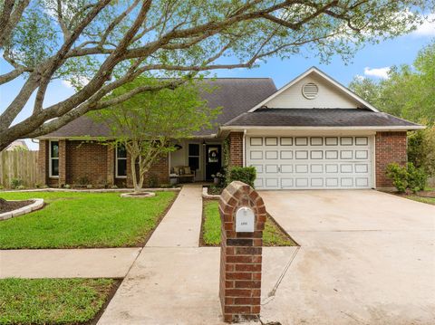 Photo of 3408 Wentletrap Street, Bay City, TX 77414 (MLS # 80075613)