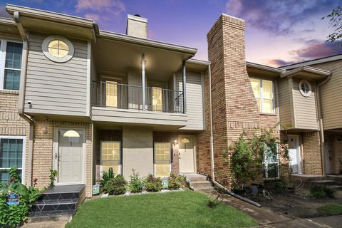Photo of 3600 Jeanetta Street #2002, Houston, TX 77063 (MLS # 43248516)
