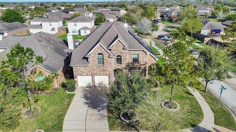 Photo of 9602 Emerald Lakes Drive, Rosharon, TX 77583 (MLS # 52683250)