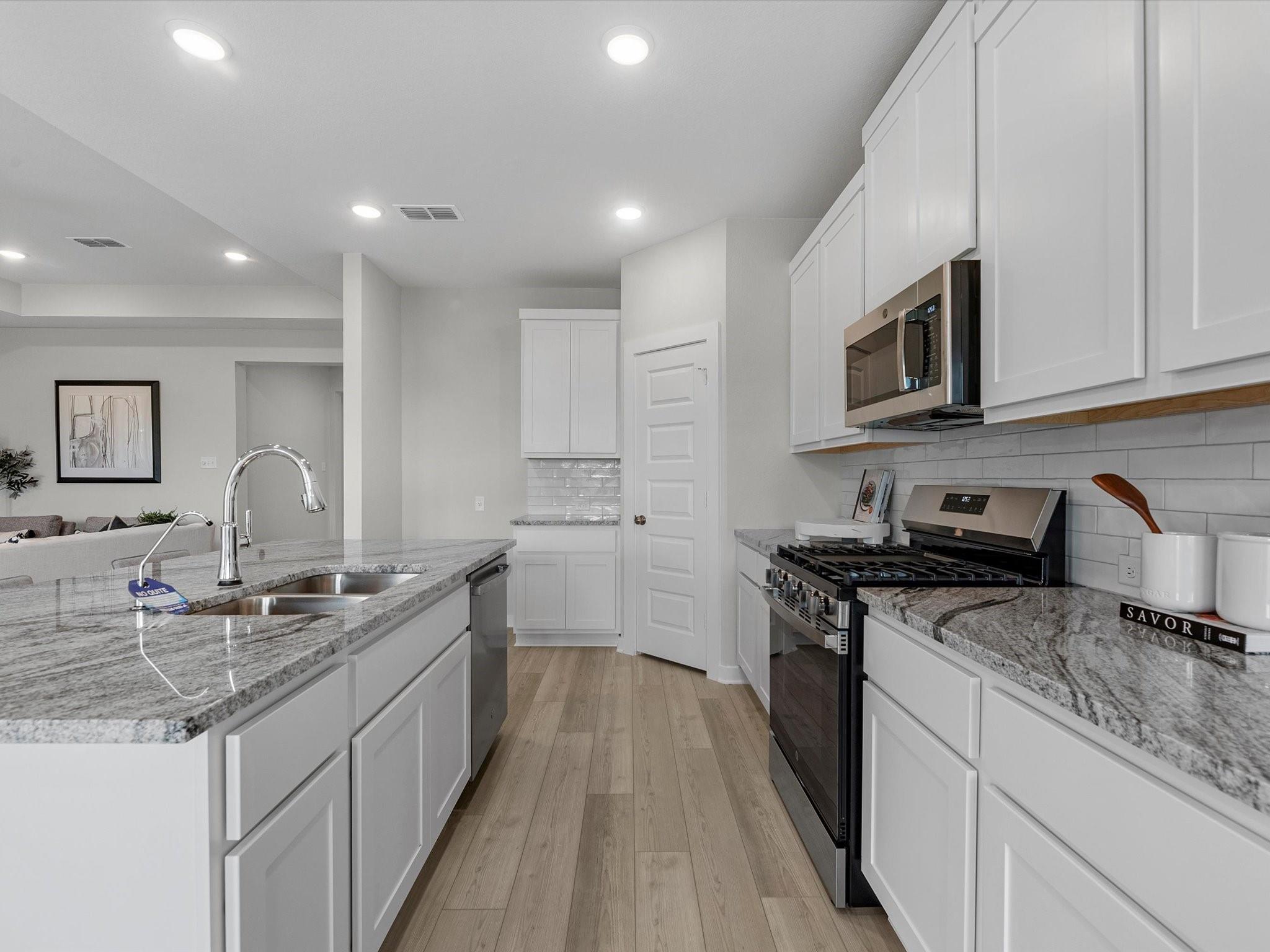 21722 Redwood Bluff Trail