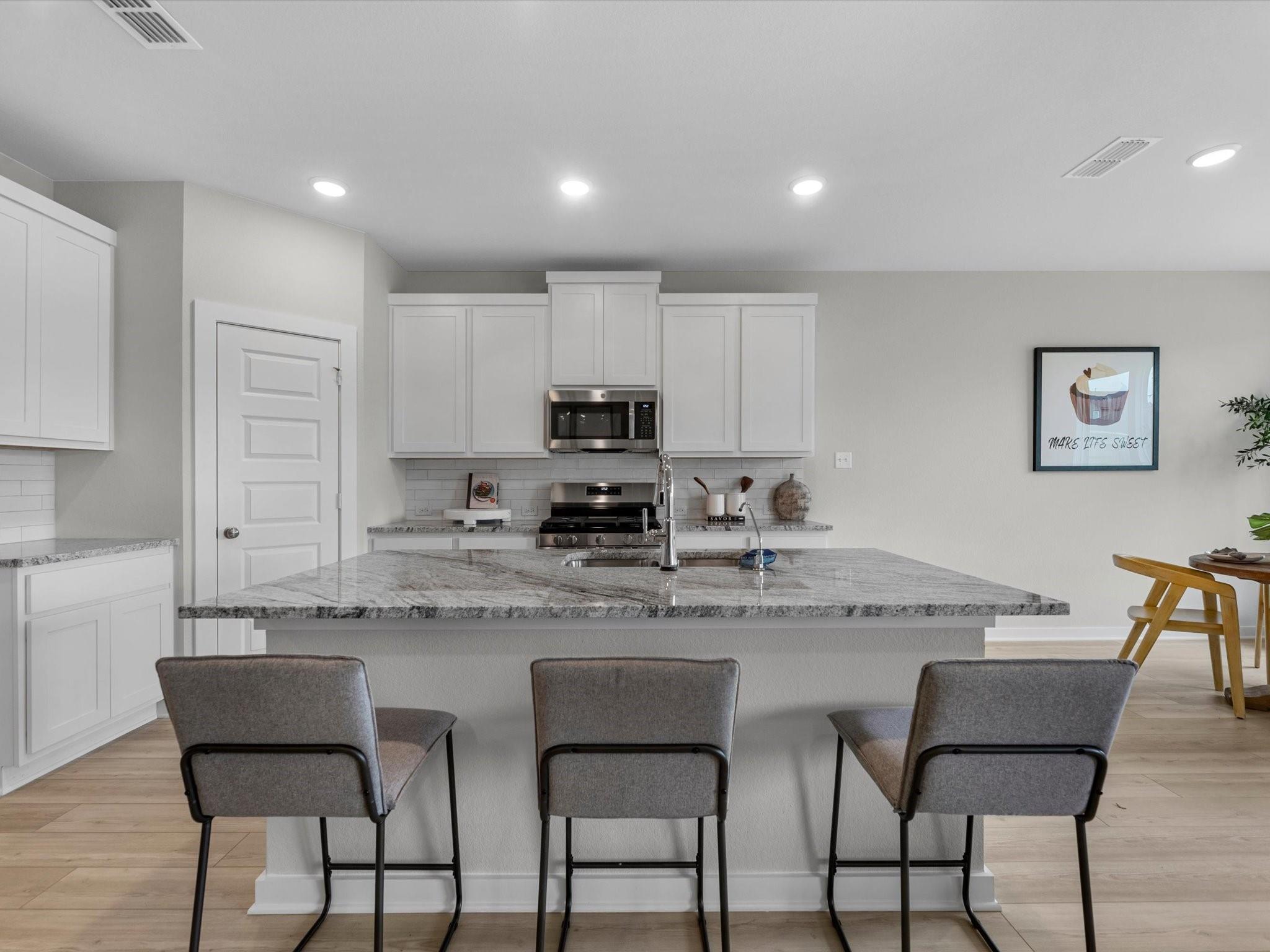 21722 Redwood Bluff Trail
