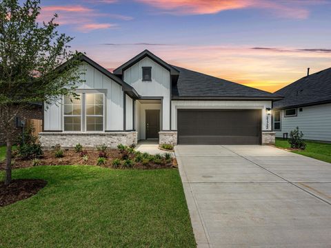 Photo of 21722 Redwood Bluff Trail, Cypress, TX 77433 (MLS # 53613343)