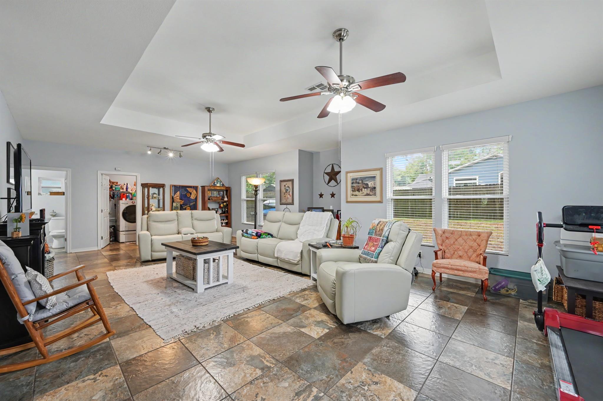 3423 Dawnwood Drive