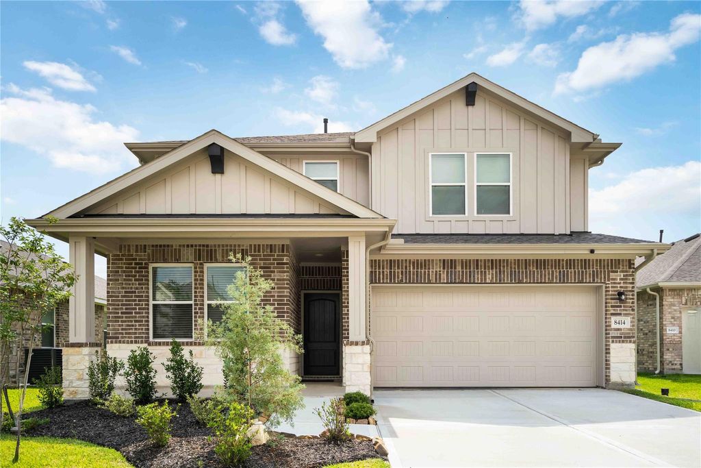 Photo of 8414 Bay Ridge Circle, Baytown, TX 77523 (MLS # 76948196)