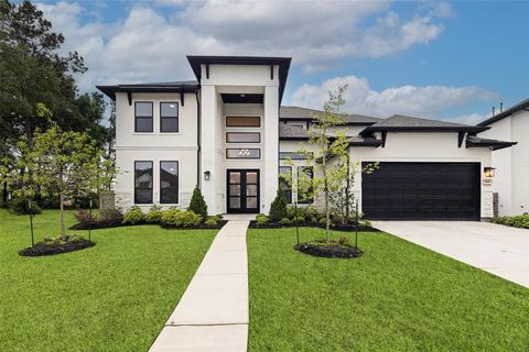 Photo of 15634 Early Bird Lane, Conroe, TX 77302 (MLS # 37479328)