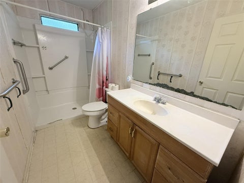Tiny photo for 724 S Morgan Street, Angleton, TX 77515 (MLS # 10730435)