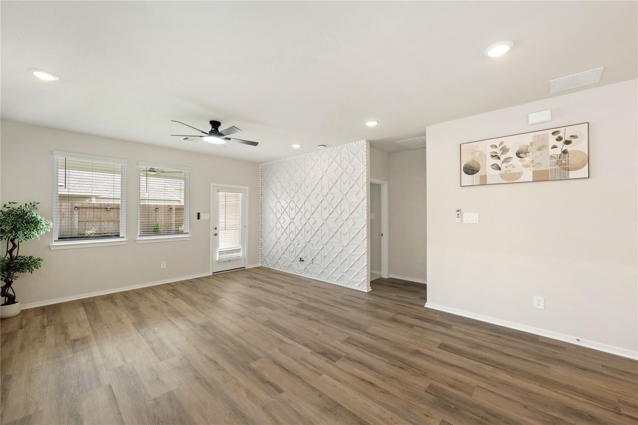 29127 Samuel Gardens Court
