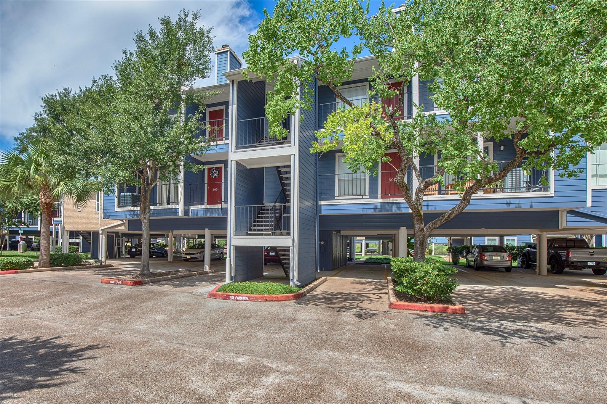 18511 Egret Bay Boulevard 504