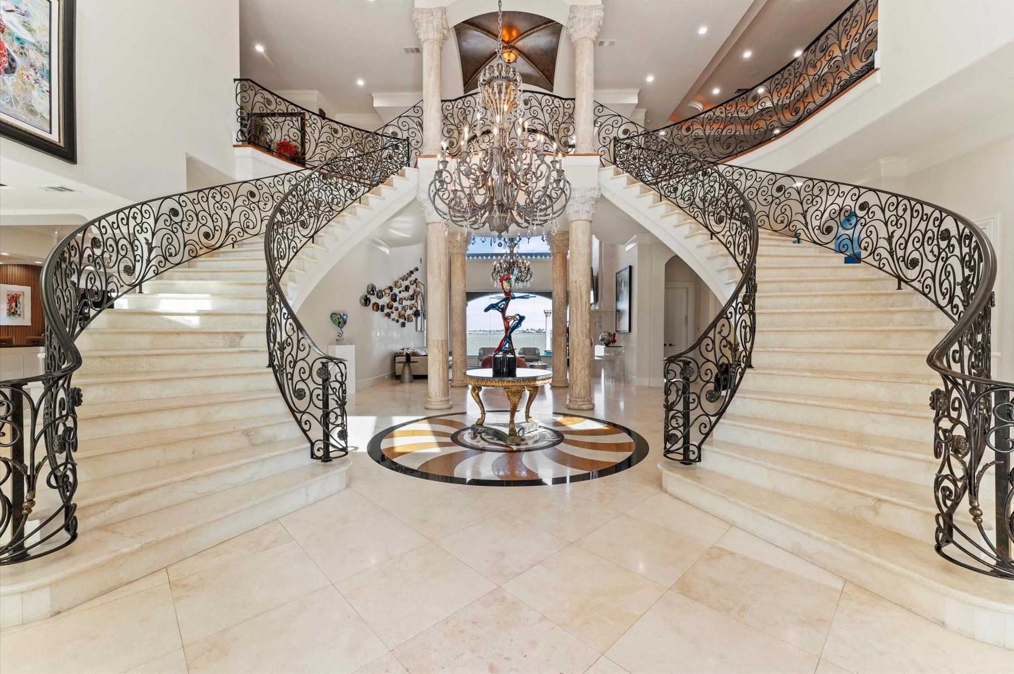 6 Waterford Oaks Lane