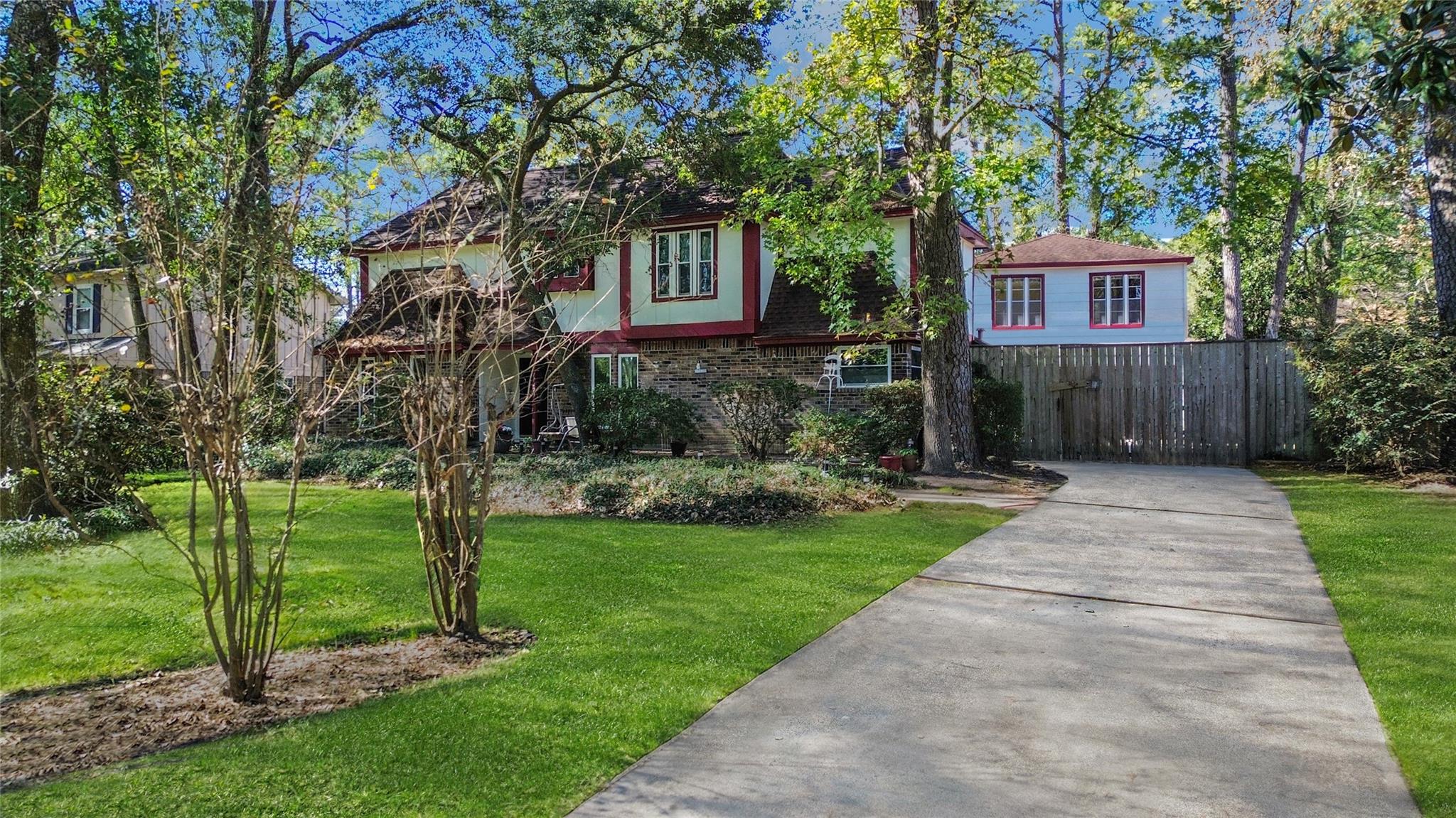 17423 Fairway Oaks Drive