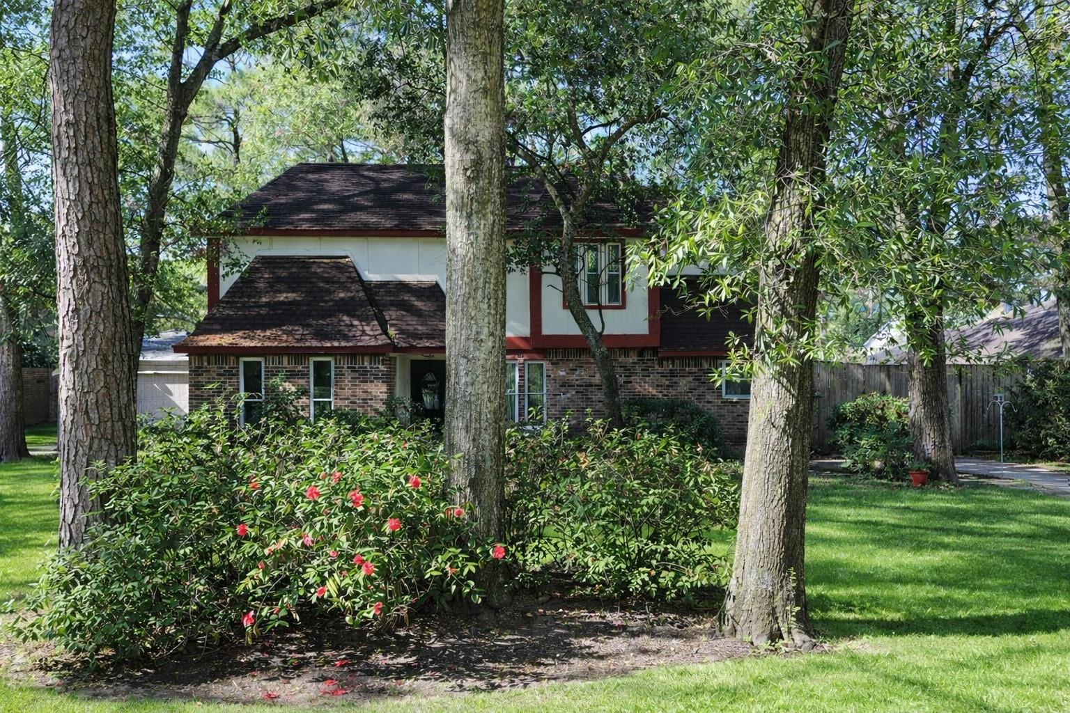 17423 Fairway Oaks Drive