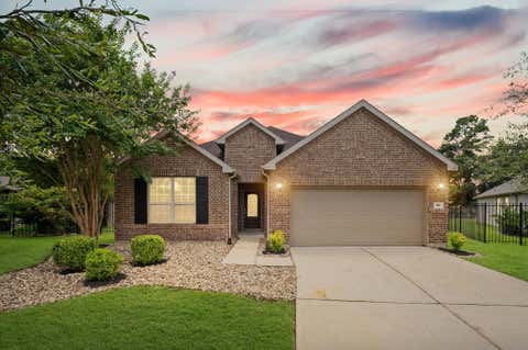 Photo of 10 Log House Court, Tomball, TX 77375 (MLS # 37395197)