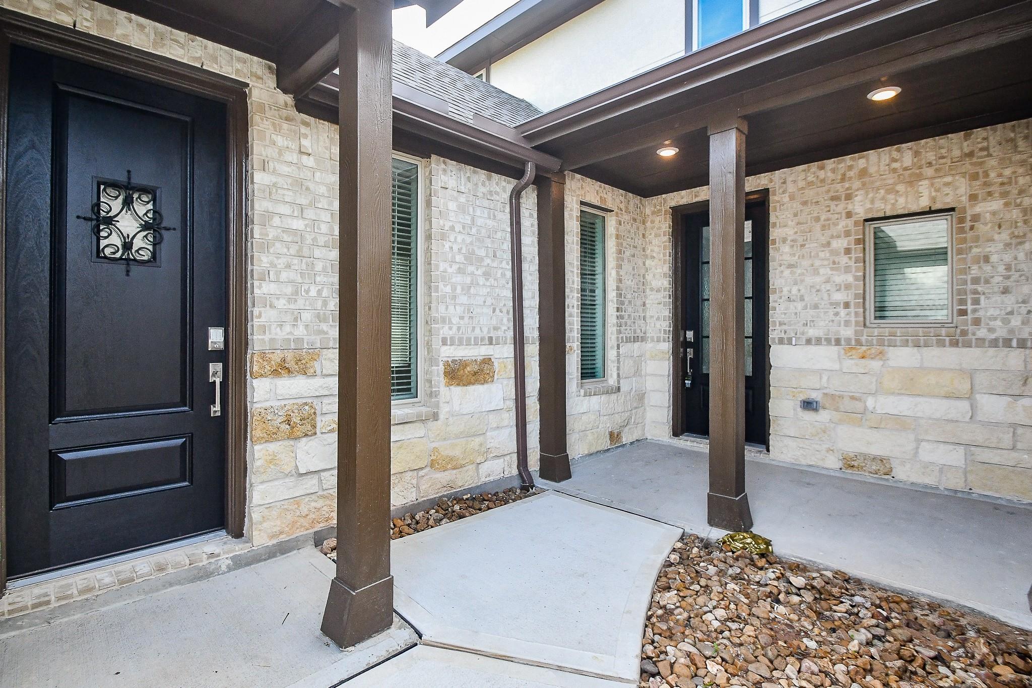 5624 Forest Cove Drive