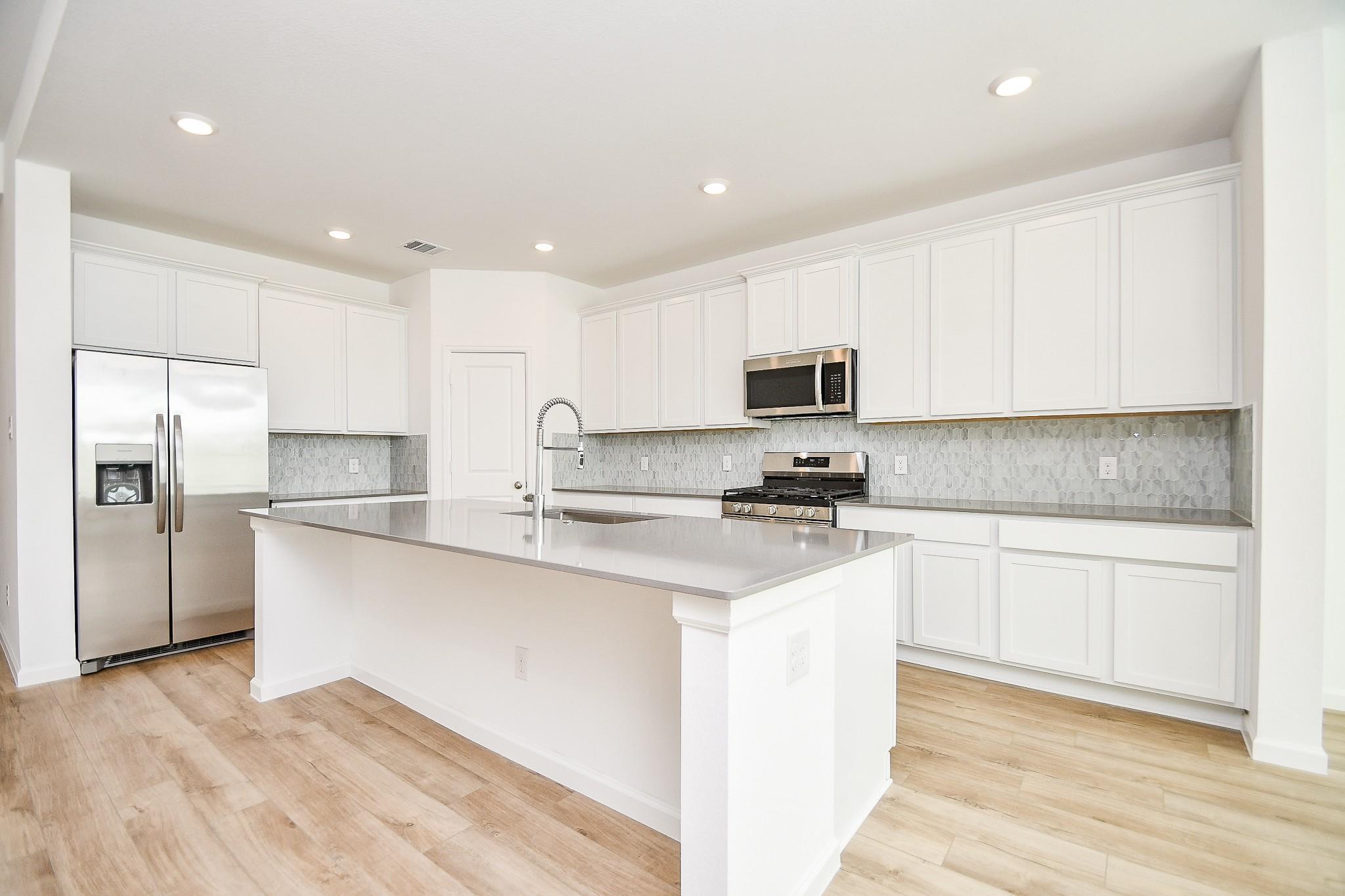 5624 Forest Cove Drive