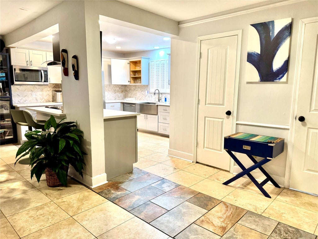 Photo of 6744 Lawndale Street #2, Houston, TX 77023 (MLS # 31240663)