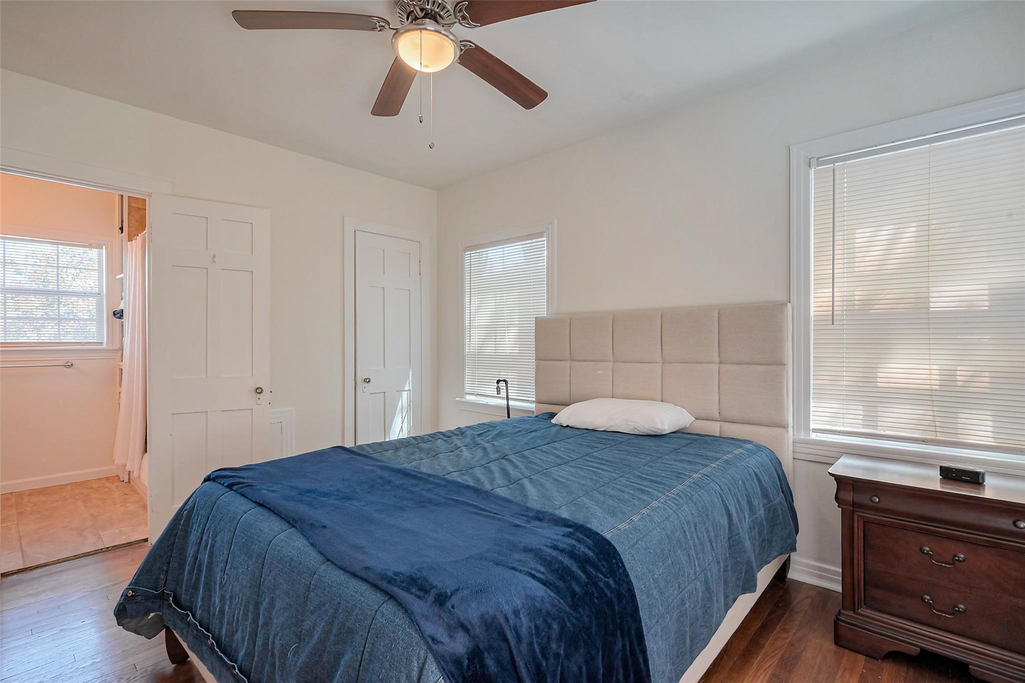 Houston, Texas 77006, United States, 1 Bedroom Bedrooms, ,1 BathroomBathrooms,Residential,Active,219627