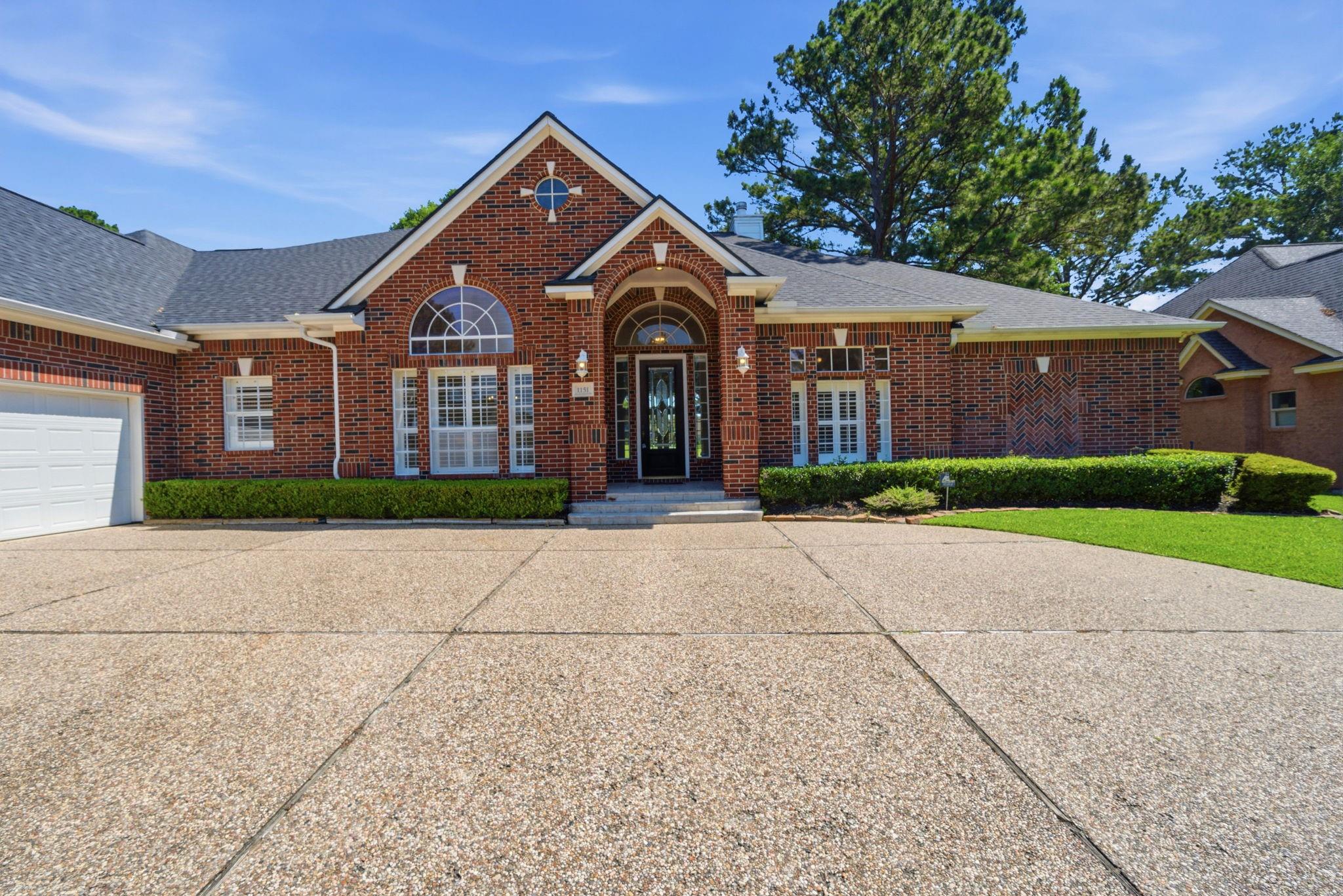 1151 Bentwater Drive